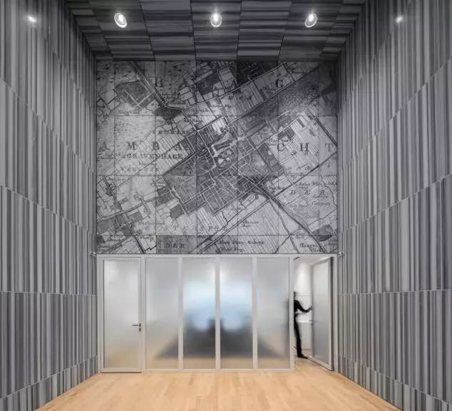 直纹大理石扩张空间的纵伸感