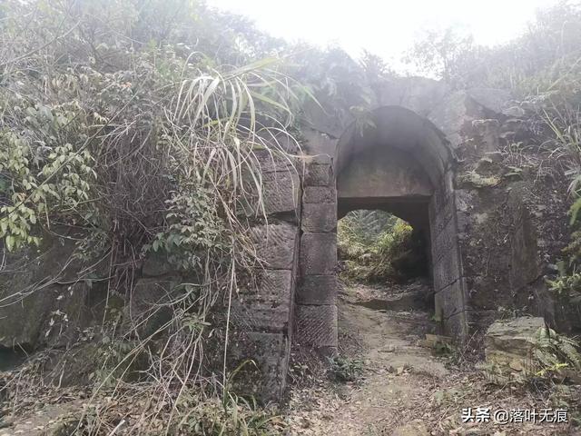 大刀寨是荣县双古镇中国古代军事遗迹之双古四大寨堡之一,大刀寨