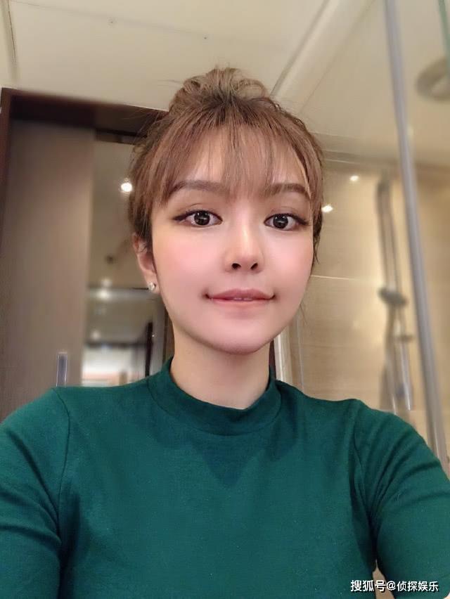 原创罗志祥女友宅家胖5斤晒自拍脸圆一圈罕见素颜被赞比化妆还美