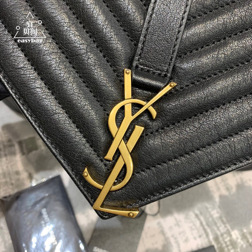 圣罗兰ysl经典邮差包ins时尚博主人手一只