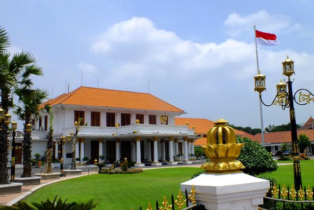 除首都雅加达外印尼第二大城市也是如此繁华比肩国内二线城市