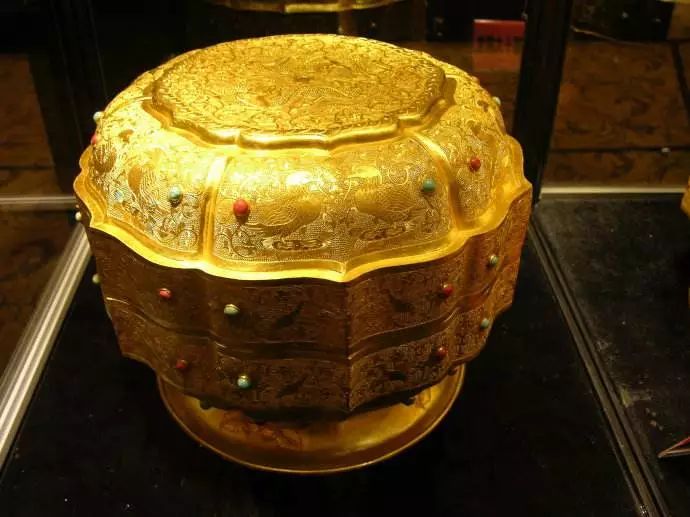 千年神秘地宫奇珍异宝无数