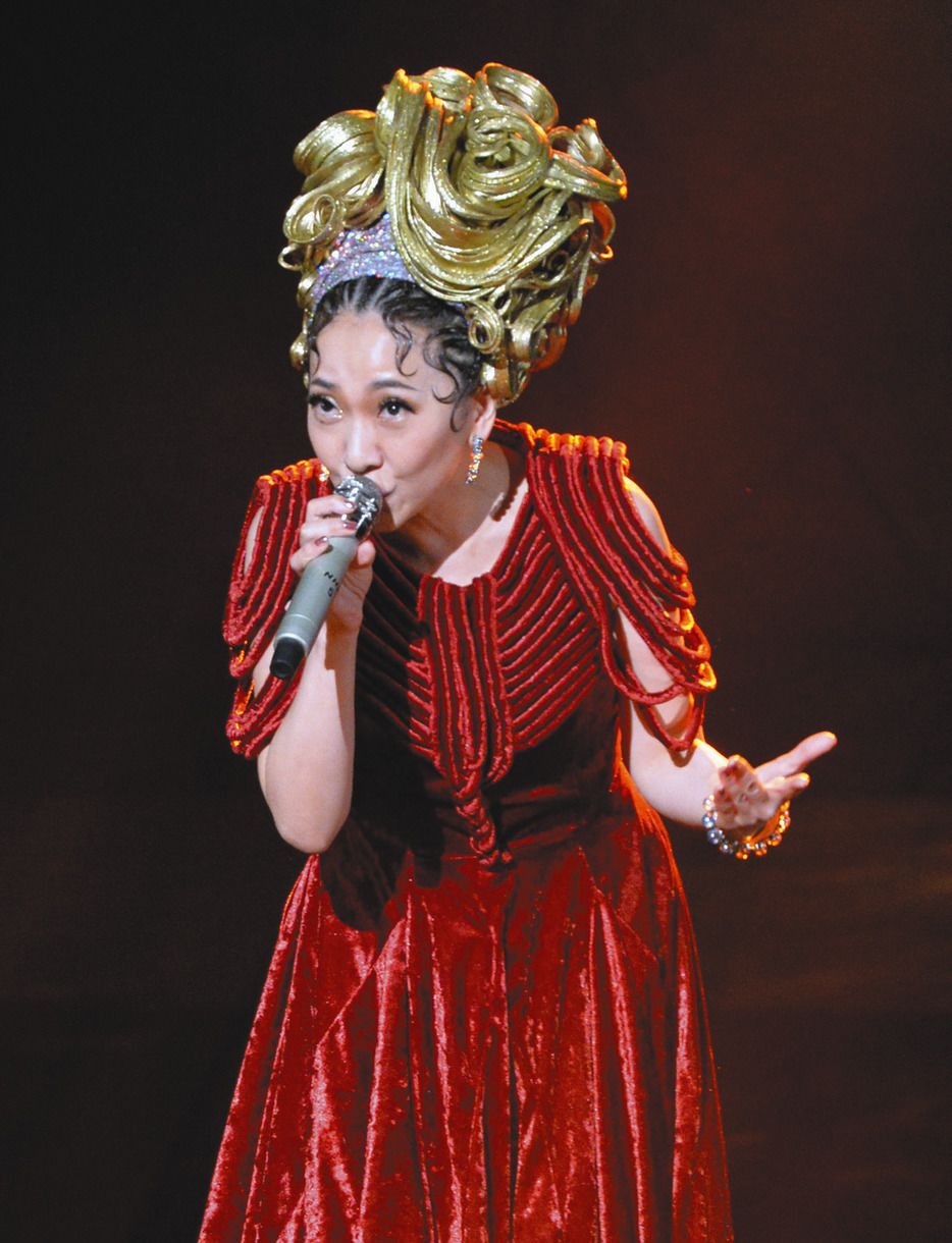 默默无闻时,静心努力,功成名就时,用心做善事,这才是米希亚行走致胜的