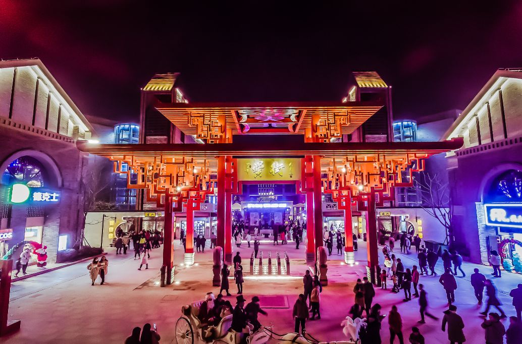 花开了坐拥罍街的春色还远吗