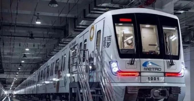 目前地铁30号线一期工程在龙泉驿区规划设置5个站点,包括惠王陵,三桥