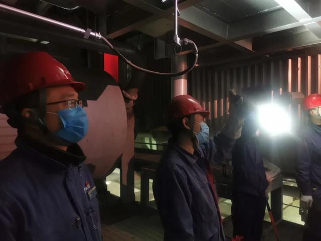 抗击疫情我在岗防疫不误工蒙西园区复工复产忙
