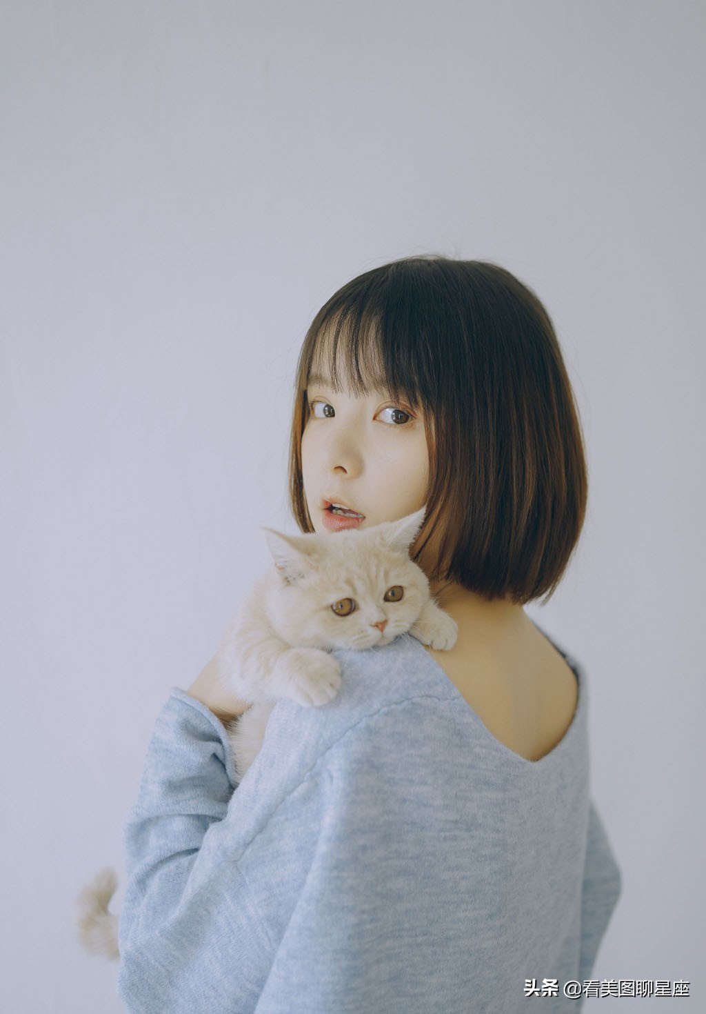 五官很精致的可爱女孩图片集,不求与你相伴到老,只愿能爱你就好