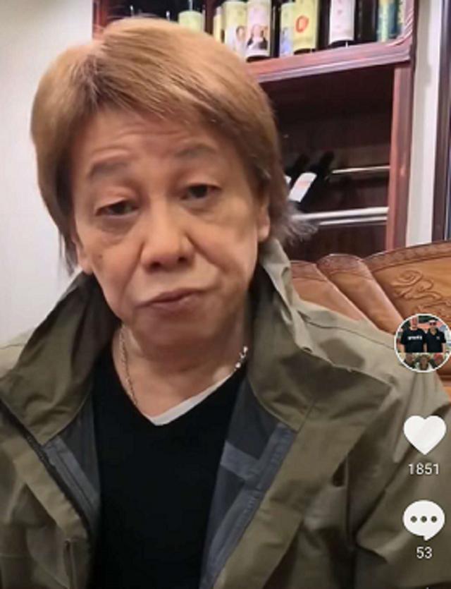 71岁梁小龙罕露面满脸皱纹显老态曾二婚娶小20岁娇妻却陷丑闻