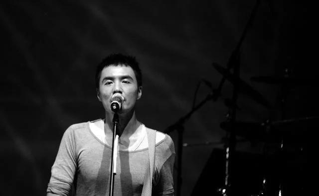 朴树的这3个“污点”，恰恰造就了如今一如年少模样的他_大图
