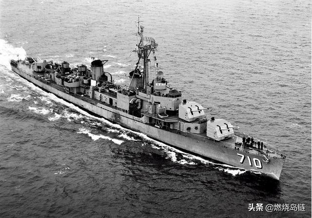 二战防空型驱逐舰图片