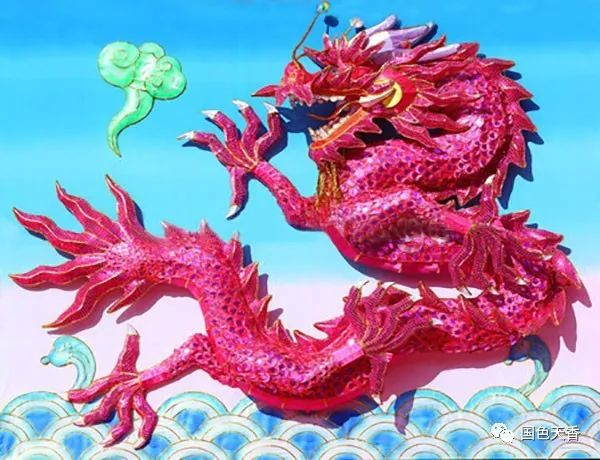 中国是一条世界巨龙