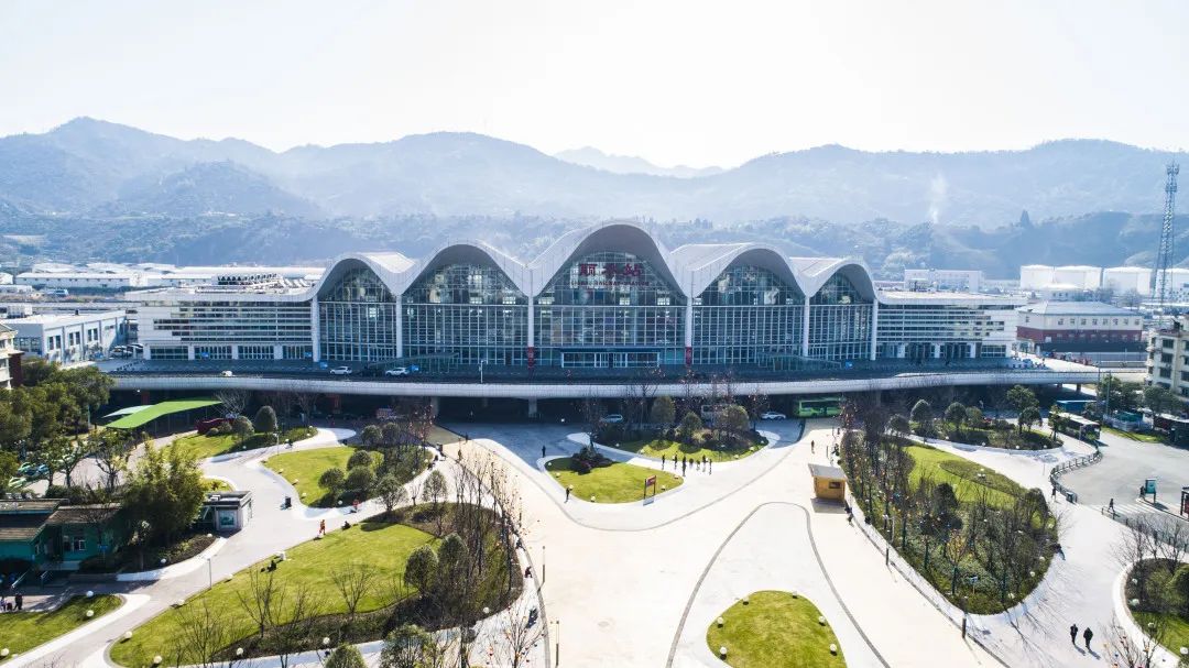 丽水74 生机 | 冬天过后,依然是一城绿水青山!_西城