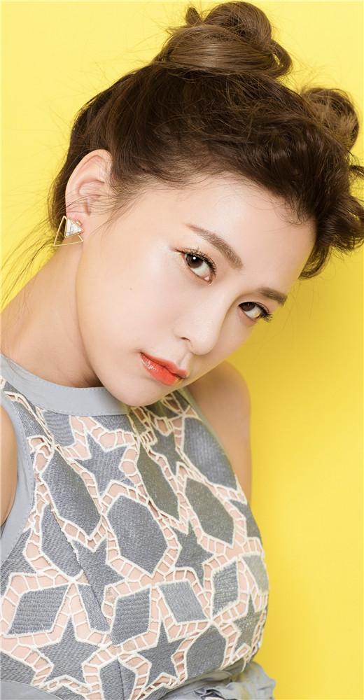 求婚过程曝光惹人羡,现场铺满玫瑰浪漫似童话_王思平