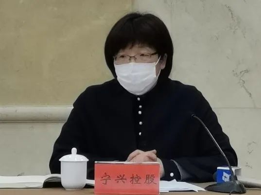 副秘书长颜伟国,市商务局局长,党组书记张延,市金融办党组书记倪炜,全