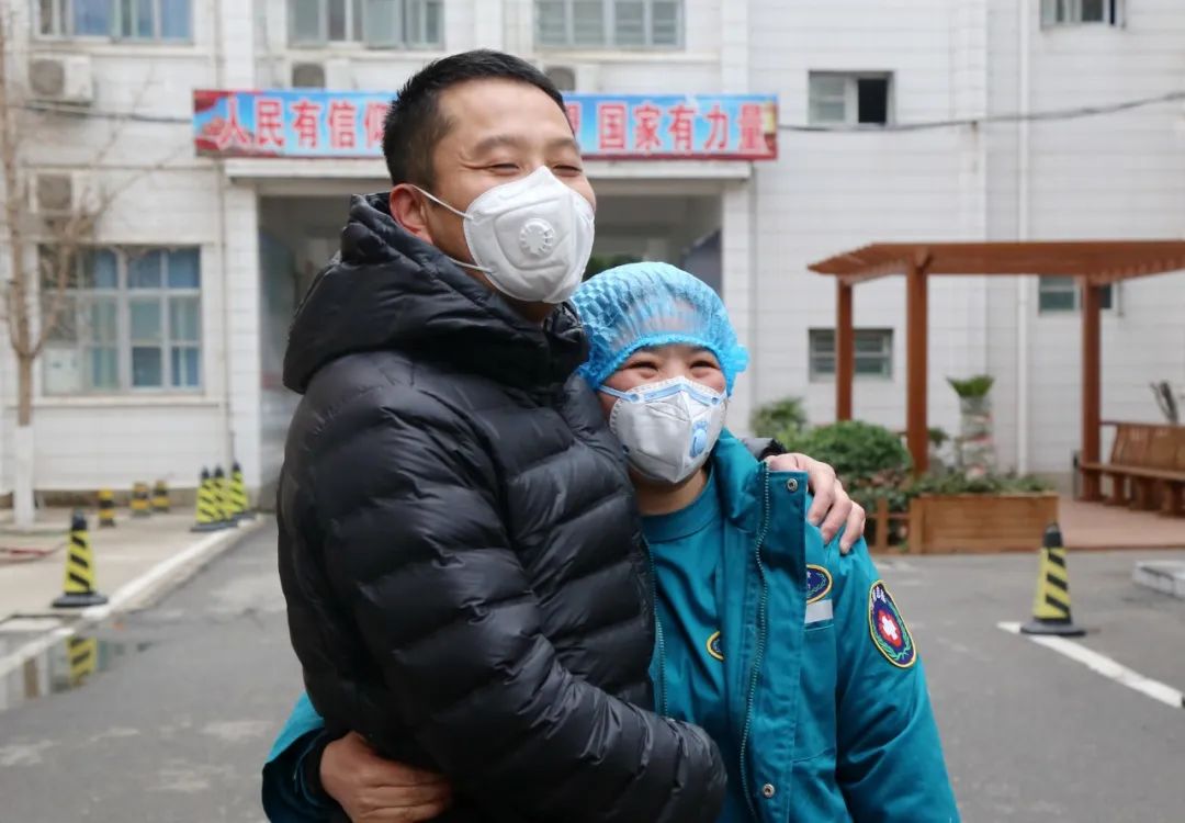 援鄂醫療隊護士海燕薪火相傳風雨逆行