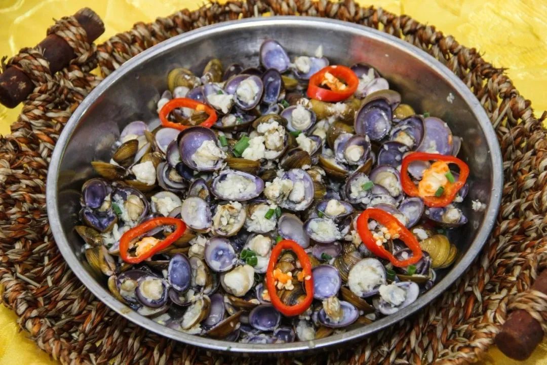 祥华饭店(高坎路)地址:大良广昌路与高坎路交叉口西北50米炸帝显地址