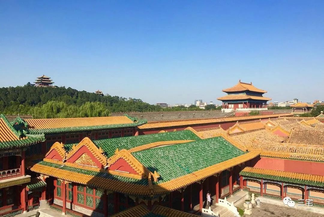 百科勾连搭屋顶形式常用于房屋连接