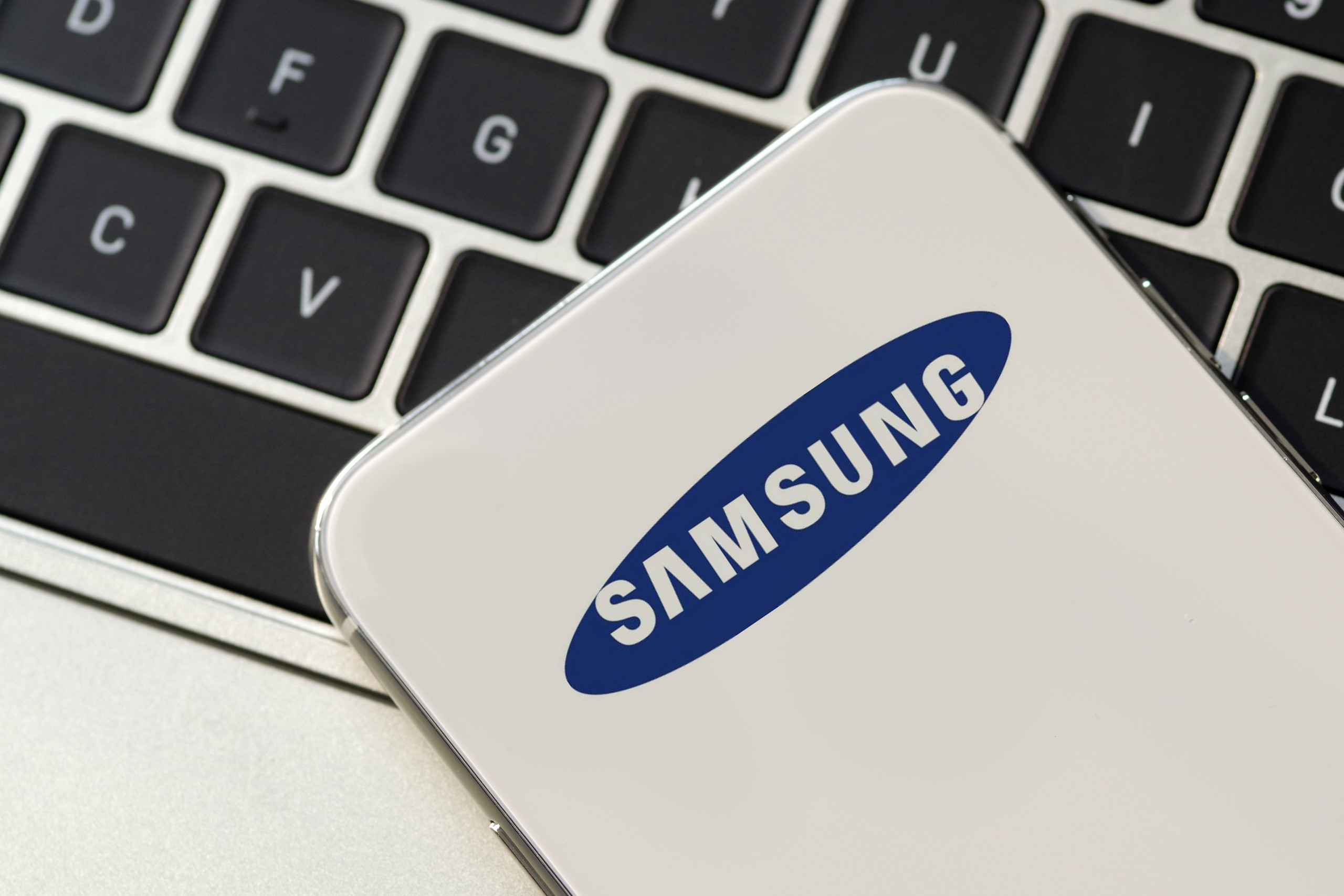 手机市场非常热闹,华为,小米,iqoo,三星都发布全新的5g手机,每个品牌