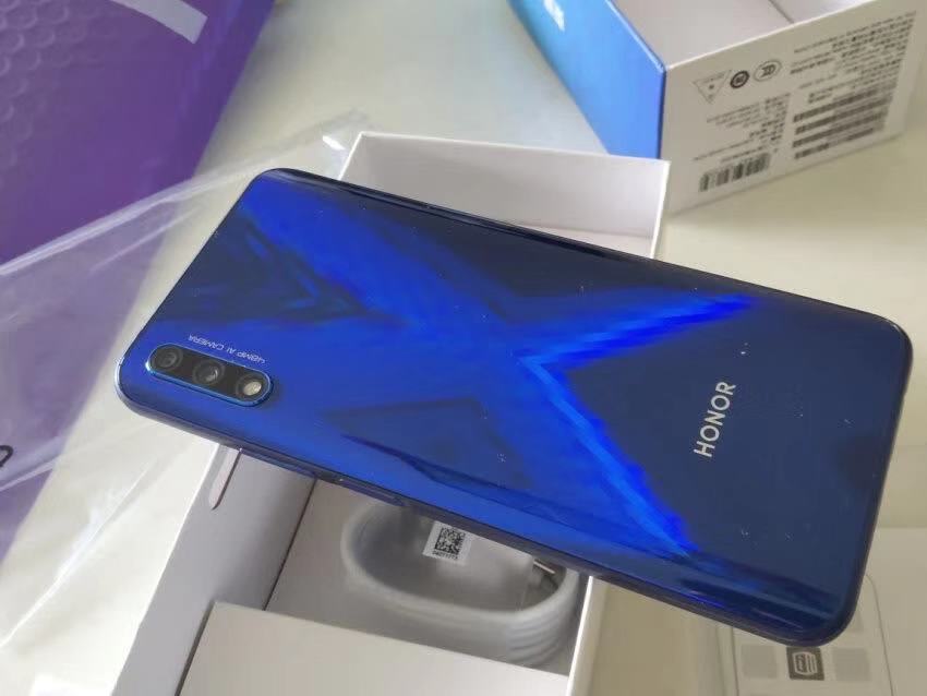 原创性价比最高手机麒麟8104000mah仅一项弱点