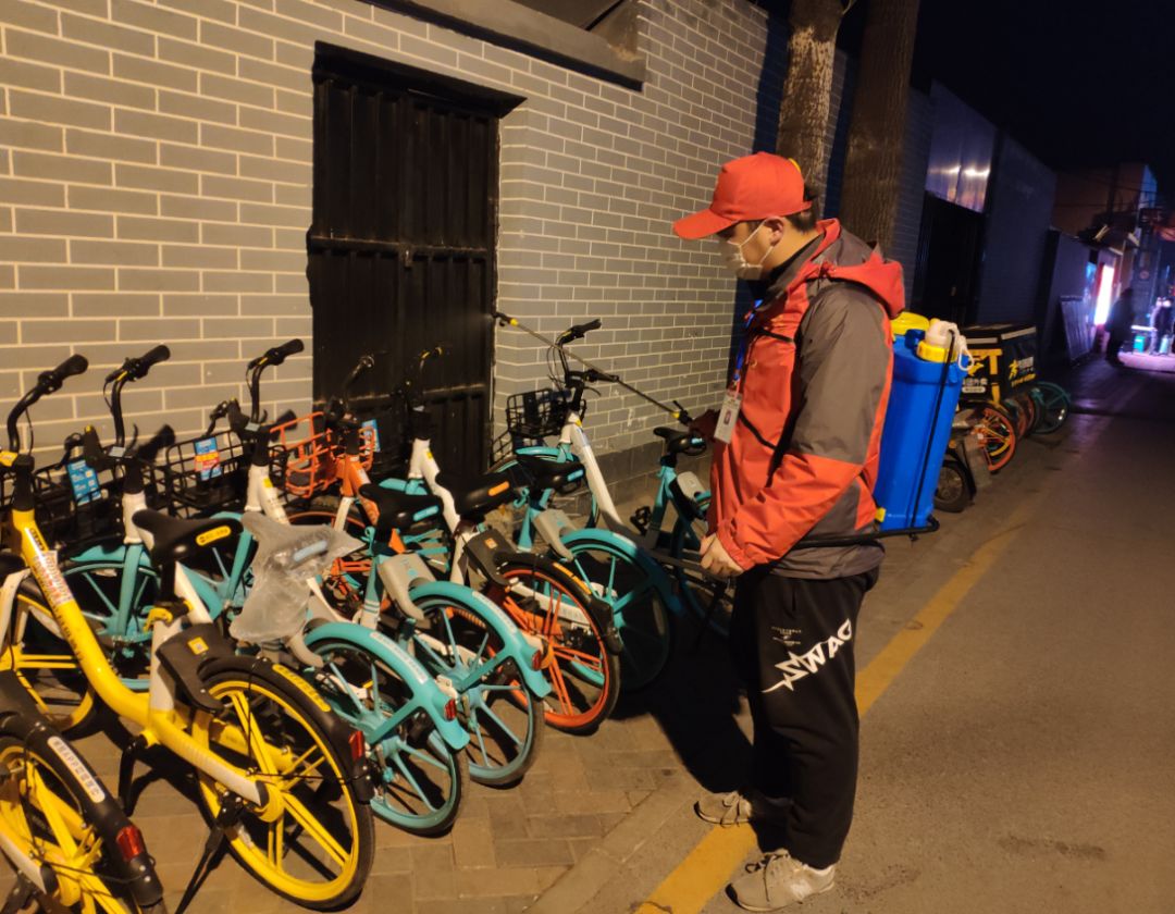 这个小巷管家头衔有点长