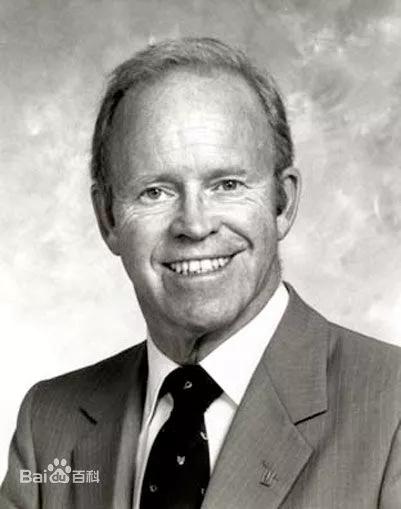 企业在体制上需要采用休哈特,戴明,朱兰,石川,田口等人所创立的质量