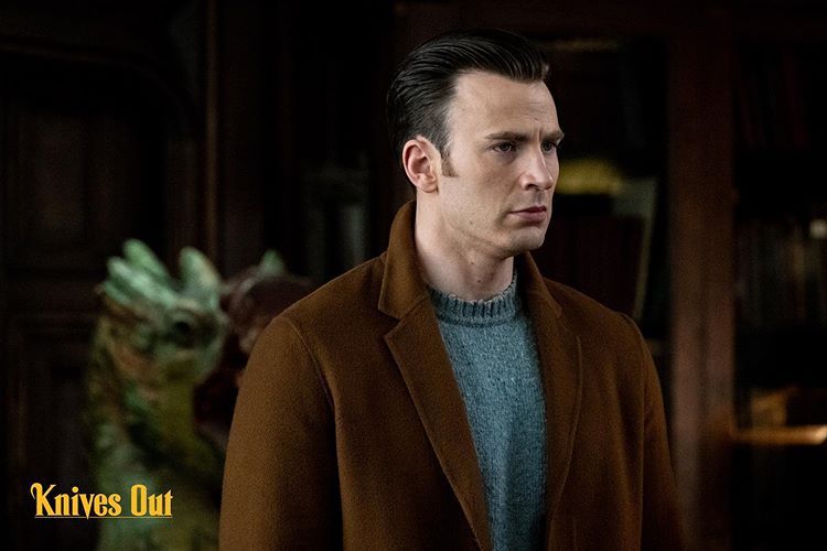 近日侦探推理电影《利刃出鞘》的导演莱恩·约翰逊接受《名利场》的