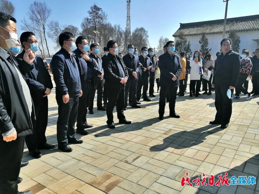 临夏先锋乡工头潘革命图片