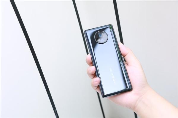 未来手机长这样 vivo APEX 2020实拍图赏