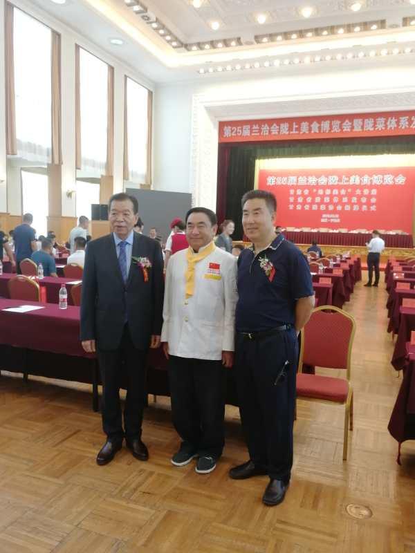 国家资深级注册中国烹饪大师国家级中餐一级评委单玉川