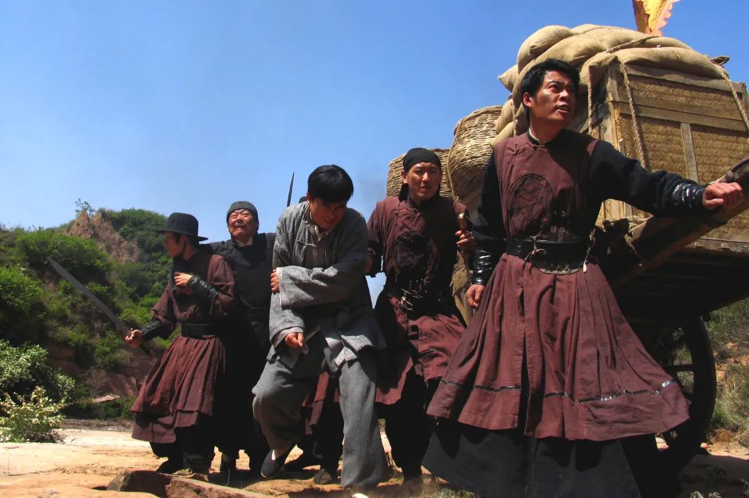 探案犯罪题材电影 《狼皮袄》今晚央视电影频道播出!