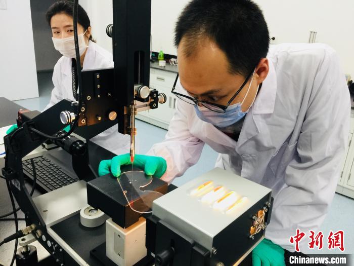 贵州省材料产业技术研究院研发抗菌防雾涂层