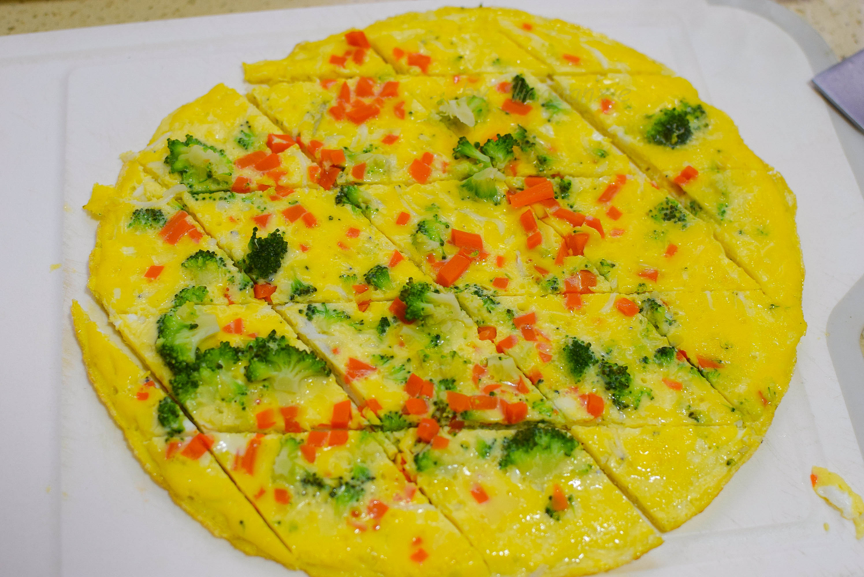 早餐饼只有鸡蛋和蔬菜多加半碗它营养更丰富味道更鲜美