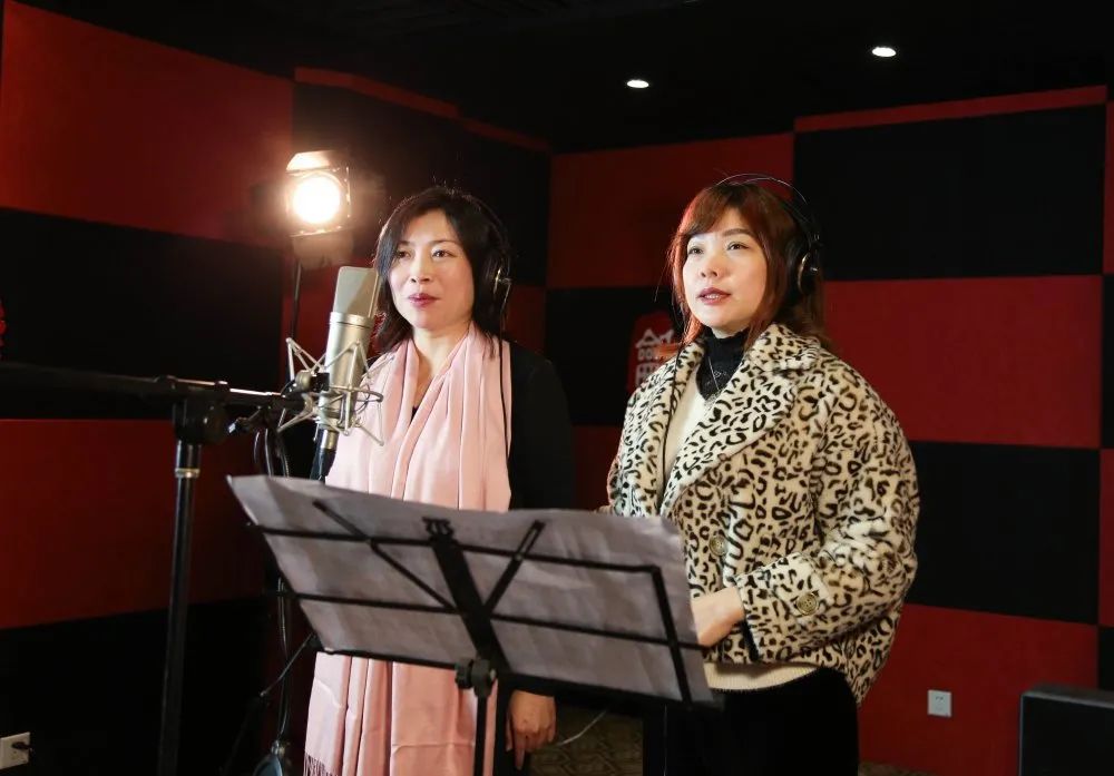 潮剧名家从作品的主题立意出发,运用潮剧音乐,潮剧唱腔,结合音乐语言