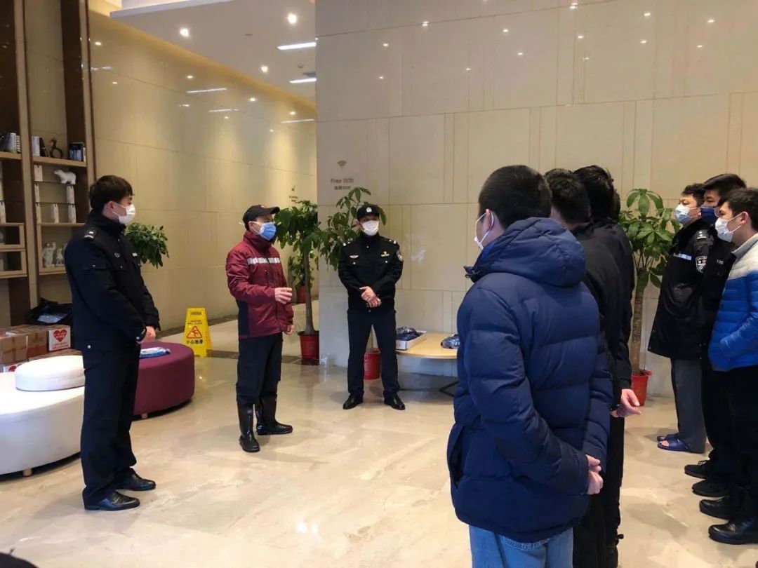 【国队战疫·13】武汉江岸方舱医院感控工作侧记_罗斌华