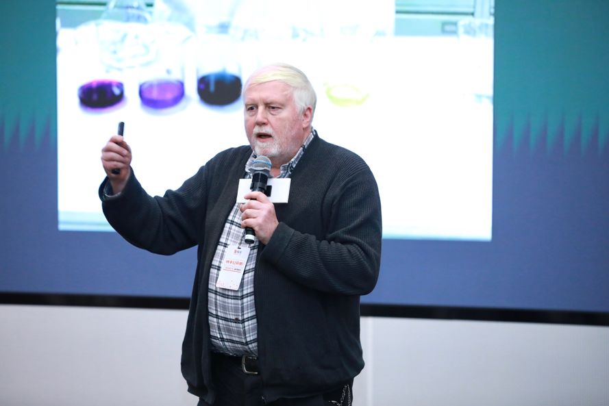 会创始人戴伟,中央民族乐团演奏家,电影《百鸟朝凤》唢呐演奏者陈力宝