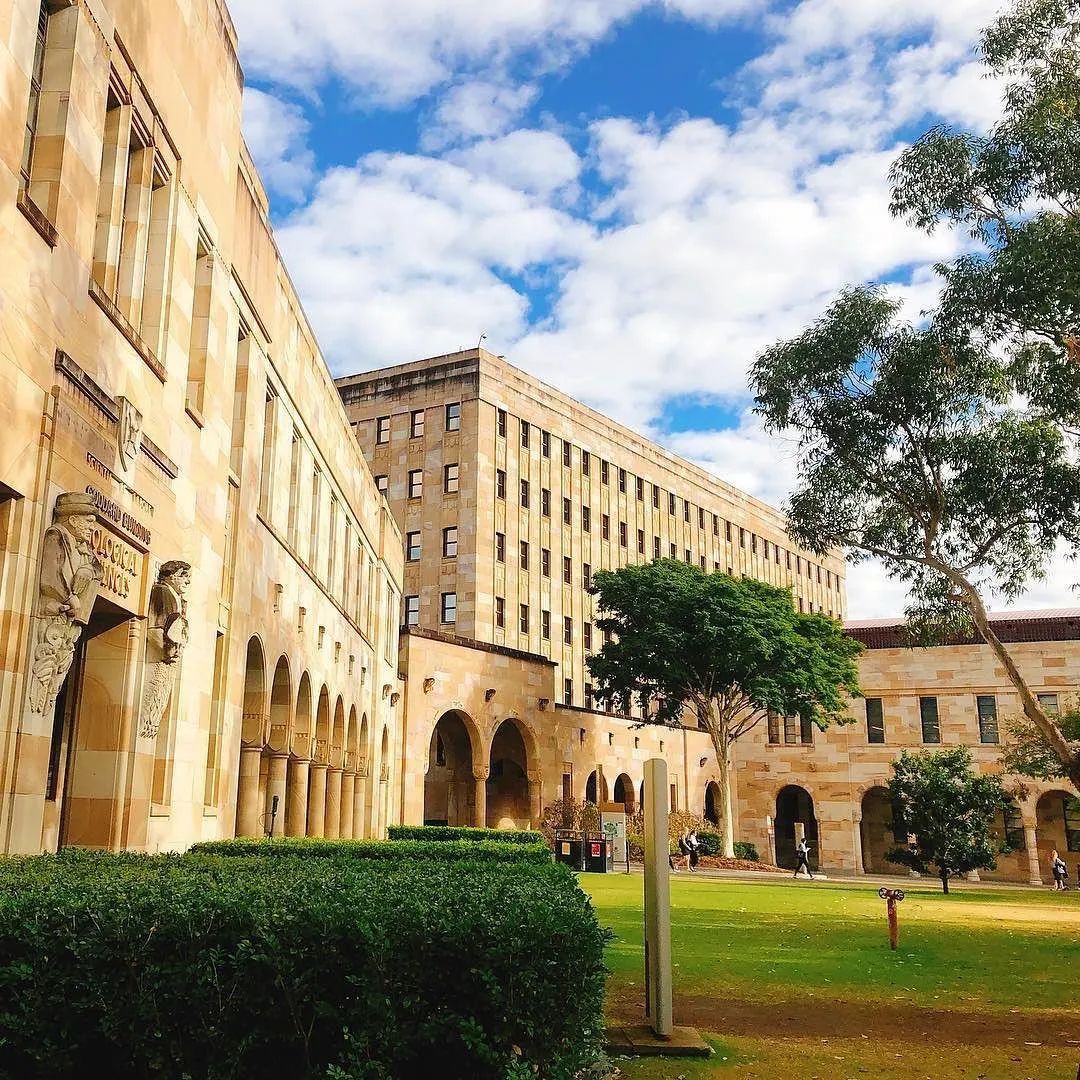 昆士兰大学商学院为澳洲第一所获得aacsb认证的大学商学院,亦获equis