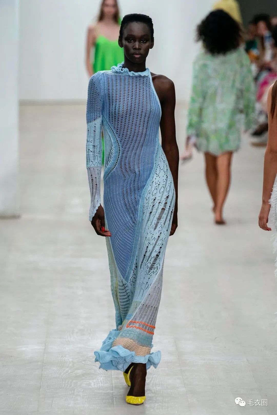 2020春夏女士针织服装流行分析