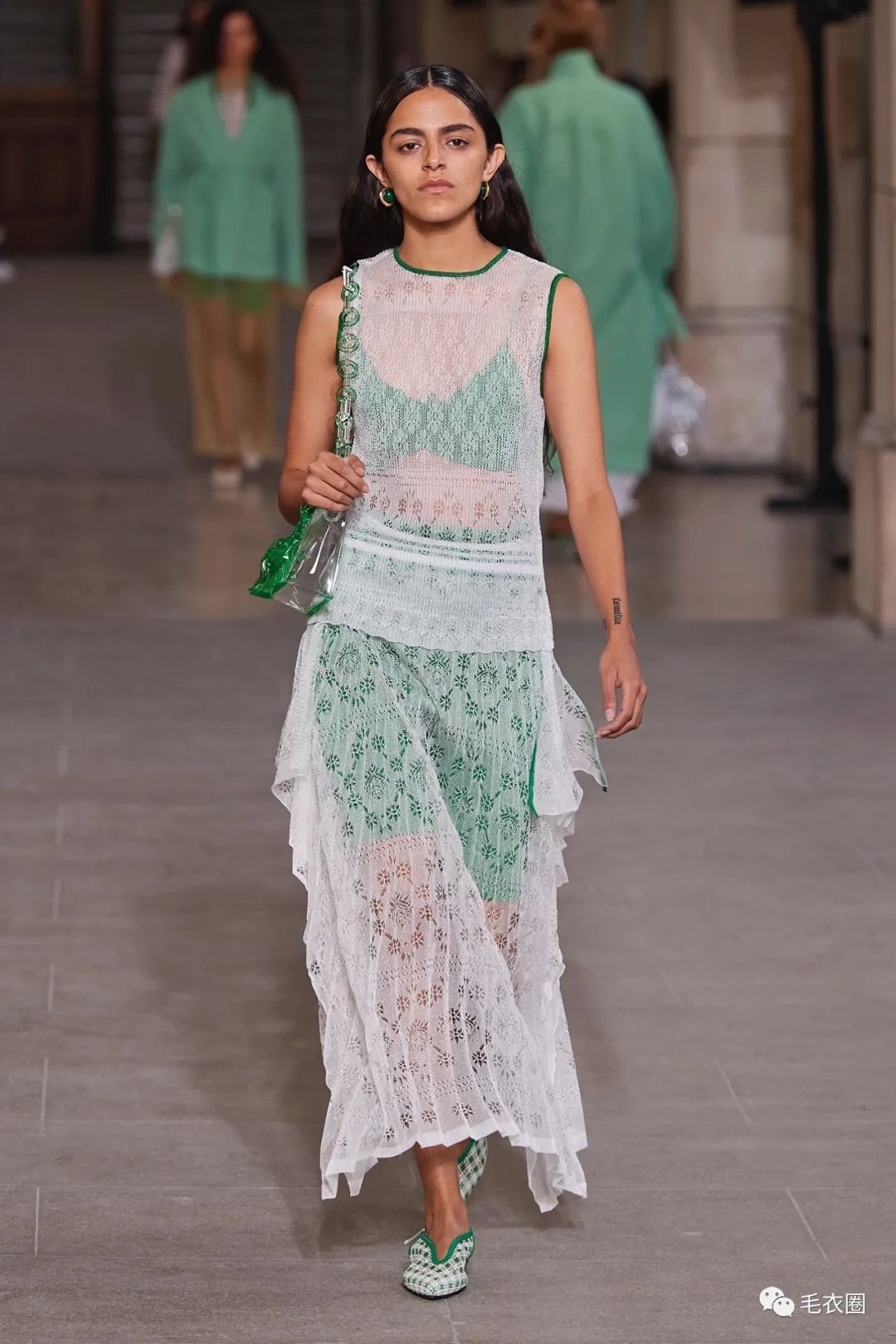 2020春夏女士针织服装流行分析