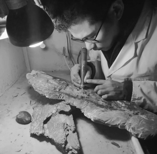 从齐雾浅淡当代玉雕青年艺术家程礼方雕刻手法的进步意义张贤