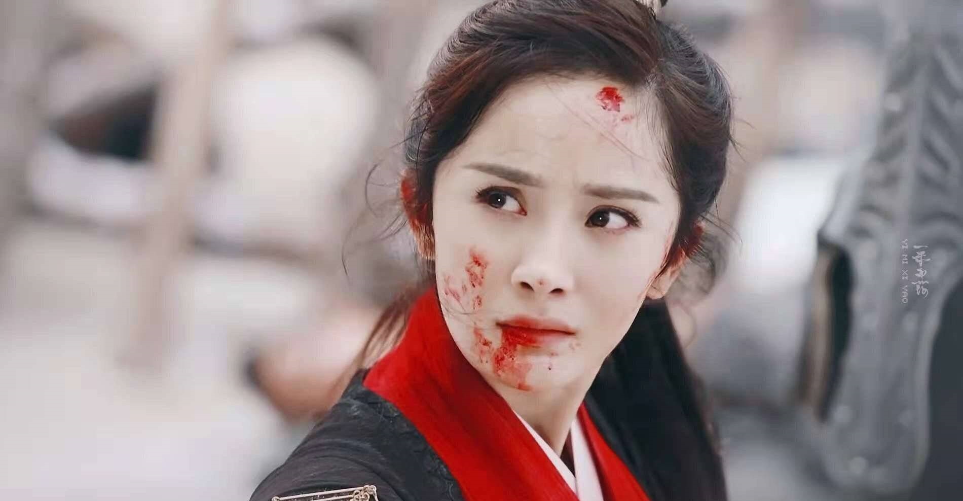 赵丽颖杨幂的将军造型都很飒!_铠甲