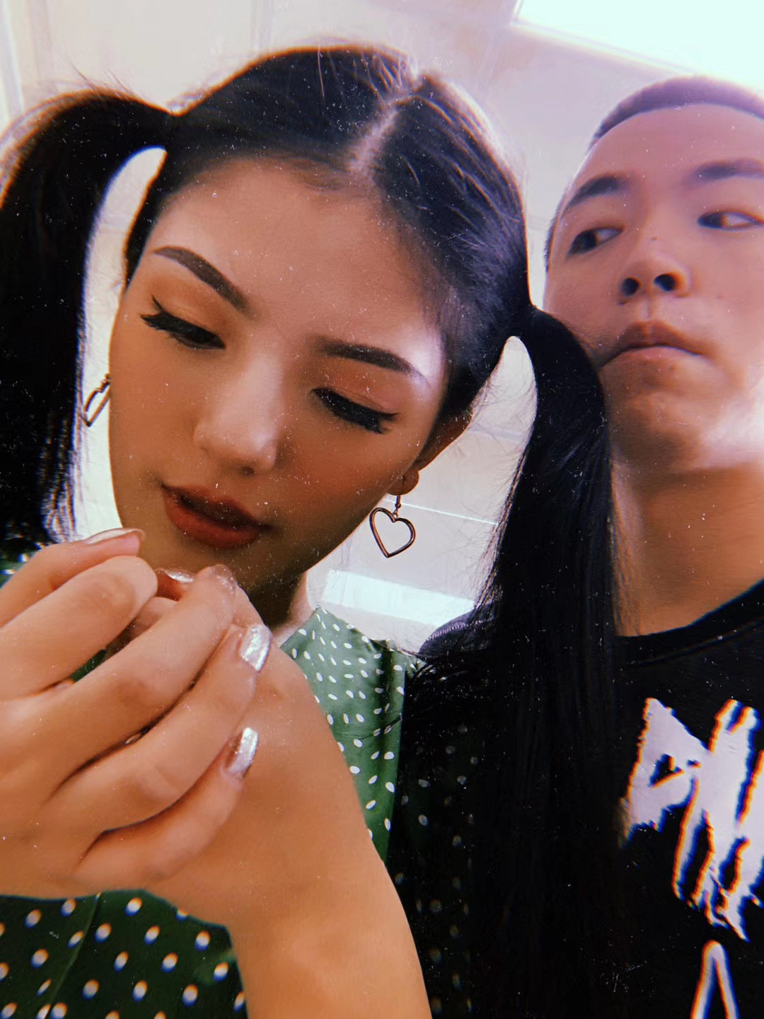 原创jonyj喜当爸担任选秀节目说唱导师曾在演唱会上高调求婚