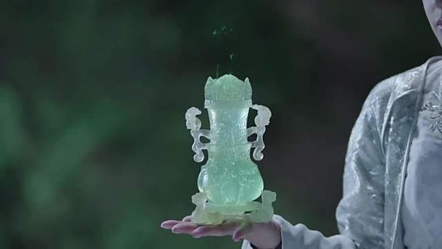 故事盘点女娲娘娘手中的8大至宝其中宝莲灯排第三炼妖壶排第六