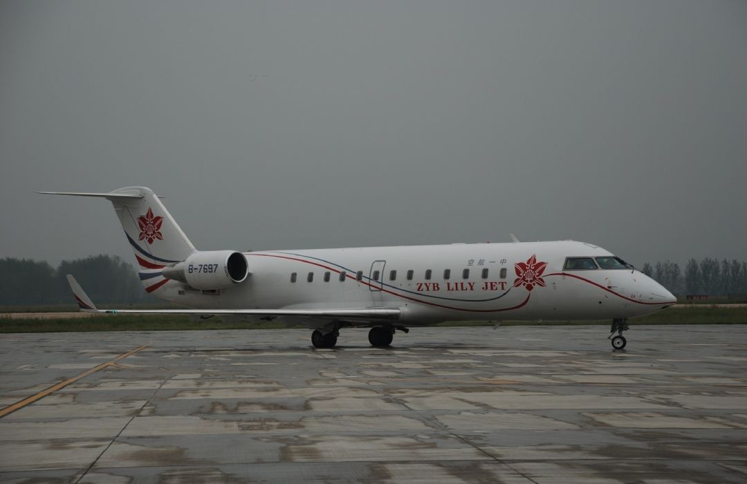 本山号飞机外观△本山号飞机内置私人飞机,成了赵本山"教父"的能力