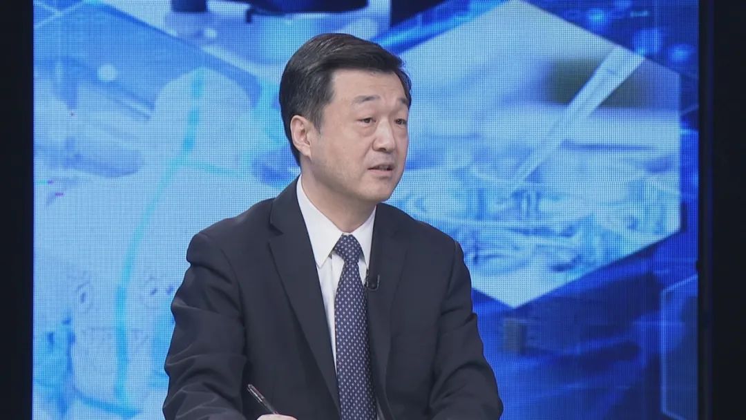 抗疫最前线对话北京地坛医院院长李昂