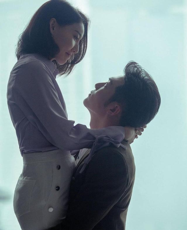 原创完美关系原著舒晴孩子父亲是他难怪说她复杂还有两副面孔