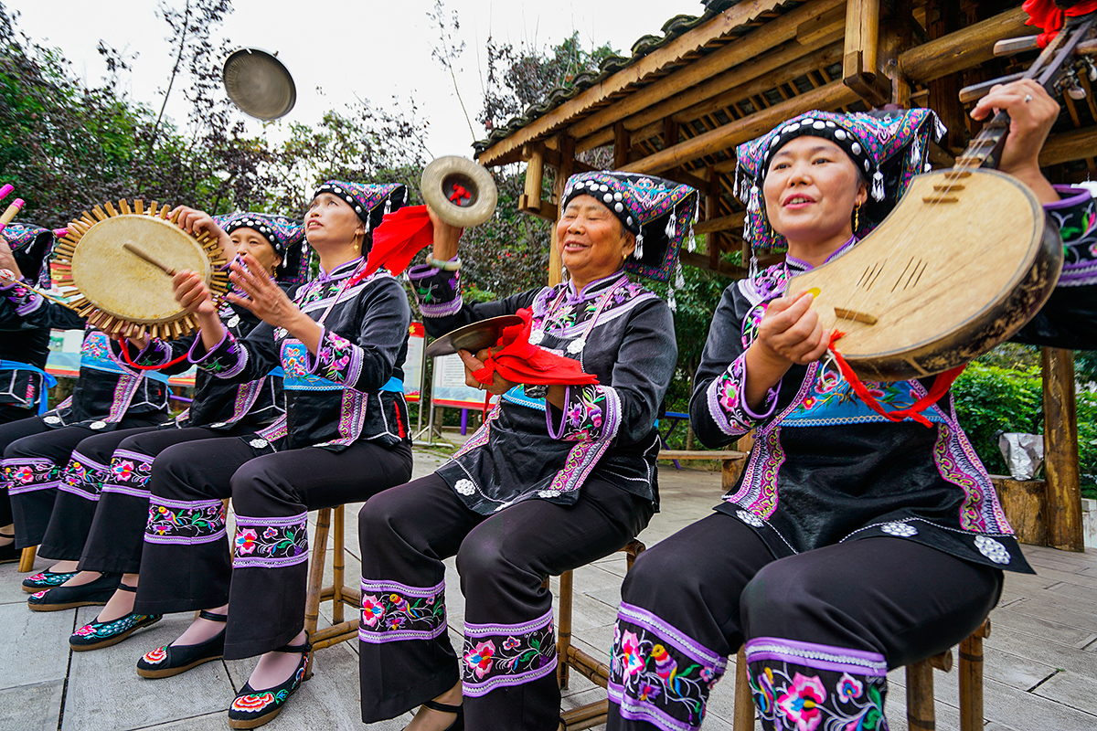 黔西南布依族八音坐唱为避免景区开放后,出现游客大量聚集,个景区需要