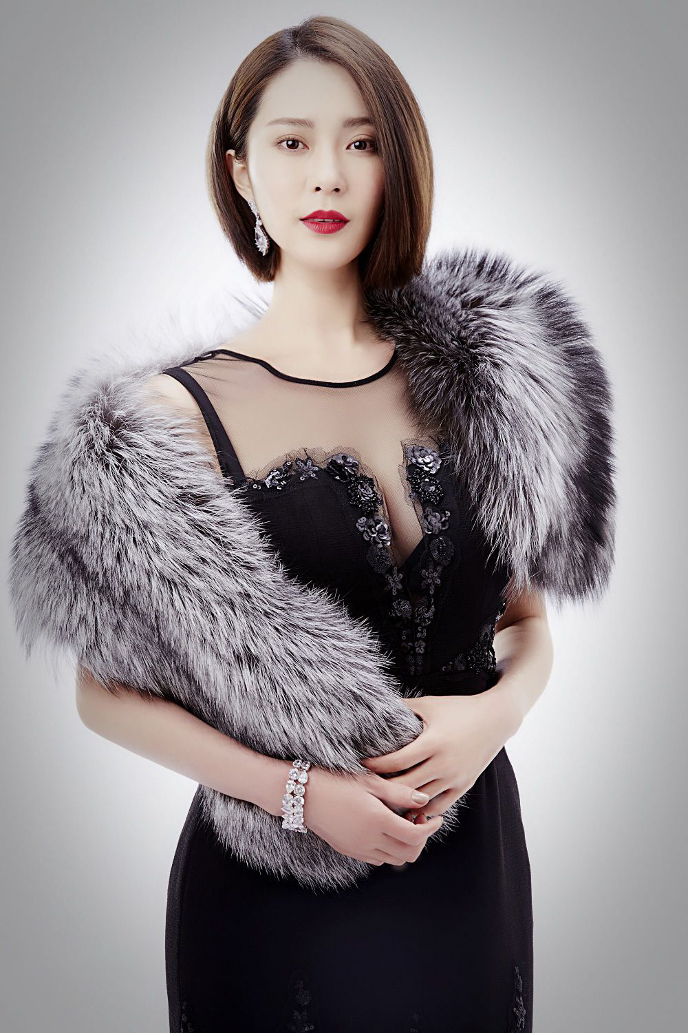 明星胡然娱乐圈偶像演员清新美艳被誉为天然美女