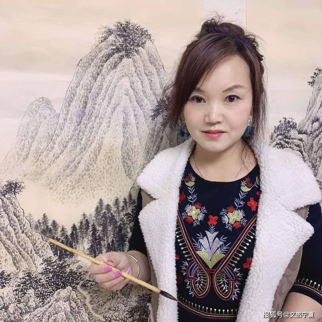 寄情于万壑山川悠然清新宁夏女画家周芳的山水画艺术