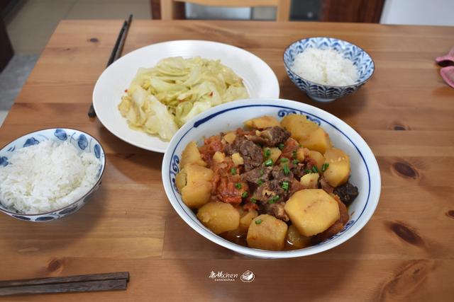 晒7天晚餐只有一荤一素朋友说看似简单每顿饭都有好吃的硬菜