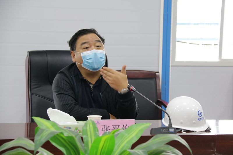 集团要闻张平俊检查指导蟠桃宫业务用房项目复工复产及后勤保障工作